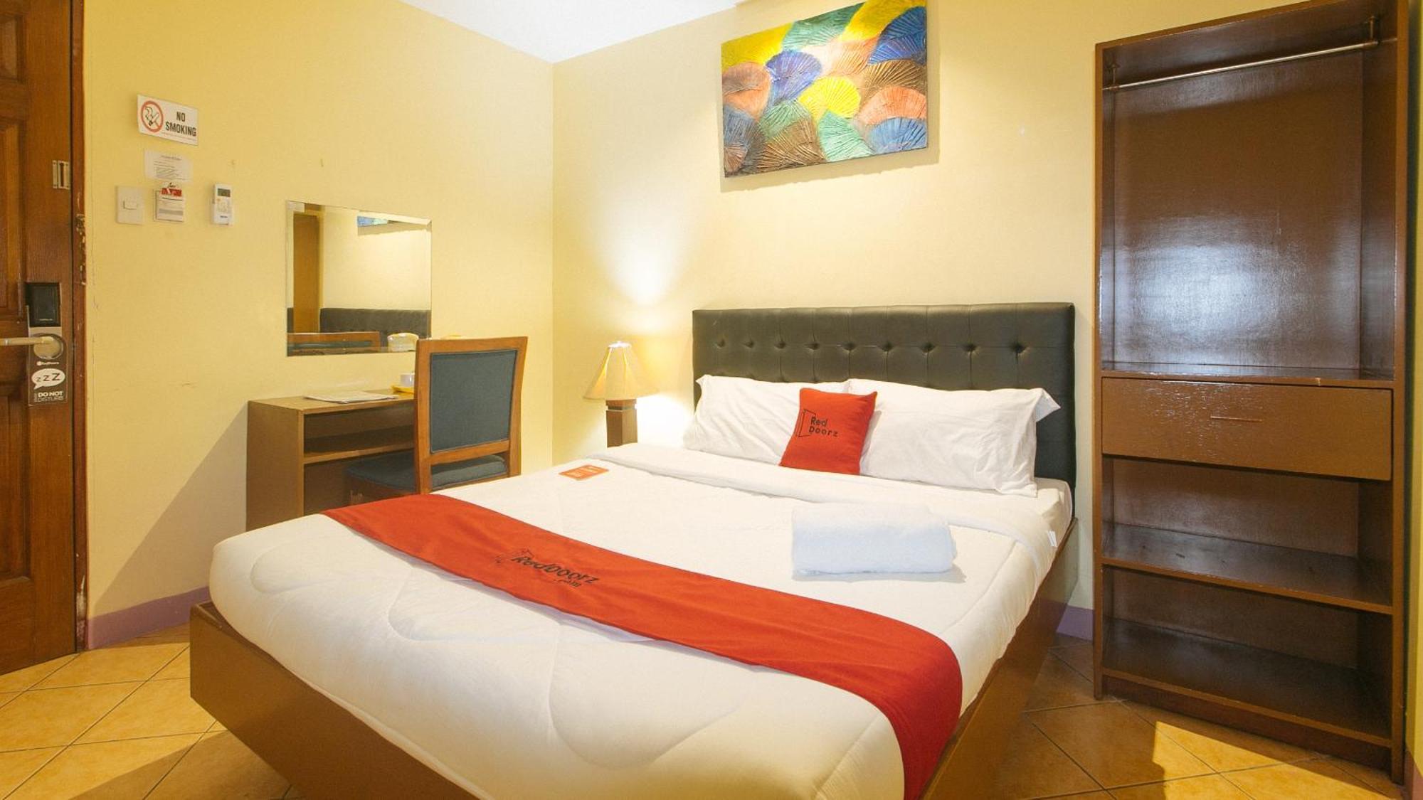 Reddoorz At Comfy Inn Ermita Μανίλα Εξωτερικό φωτογραφία