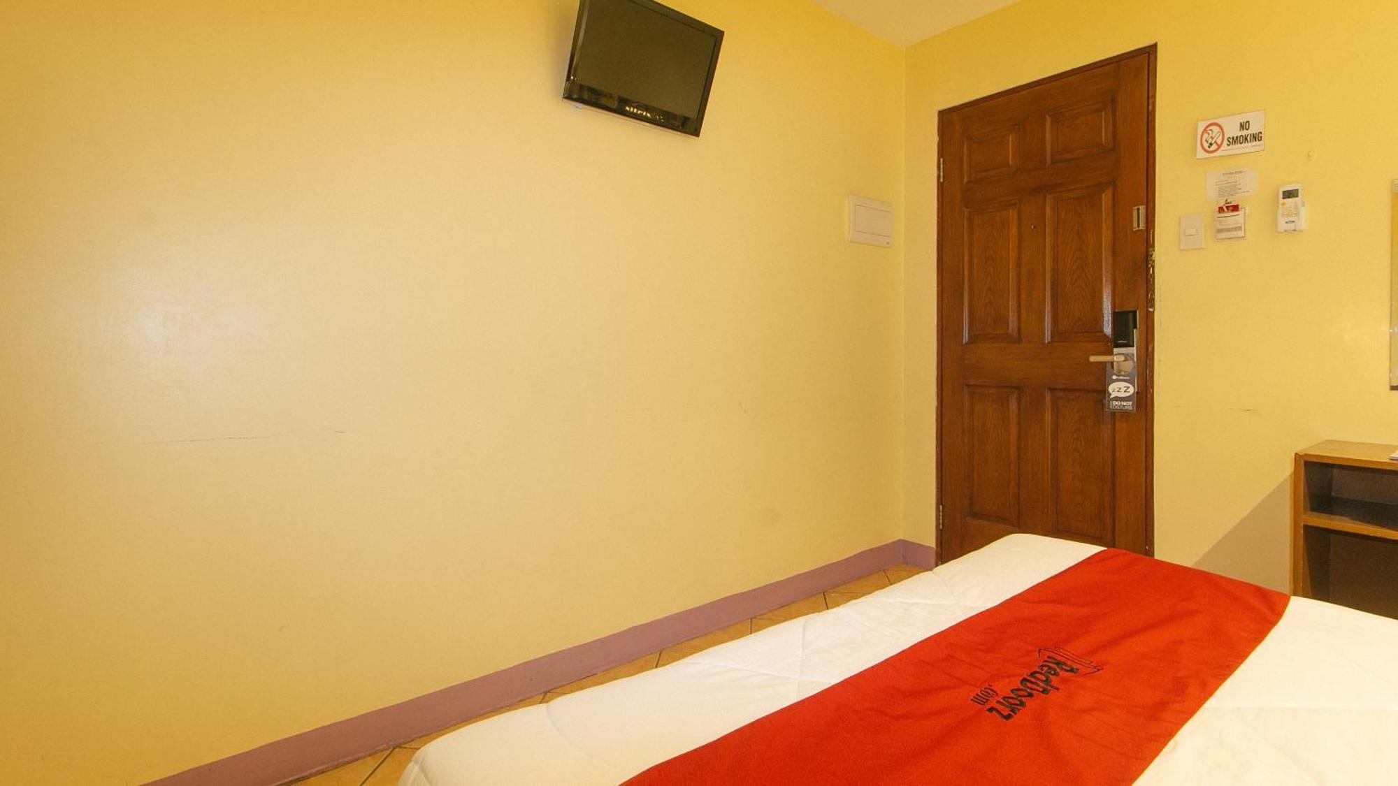 Reddoorz At Comfy Inn Ermita Μανίλα Εξωτερικό φωτογραφία