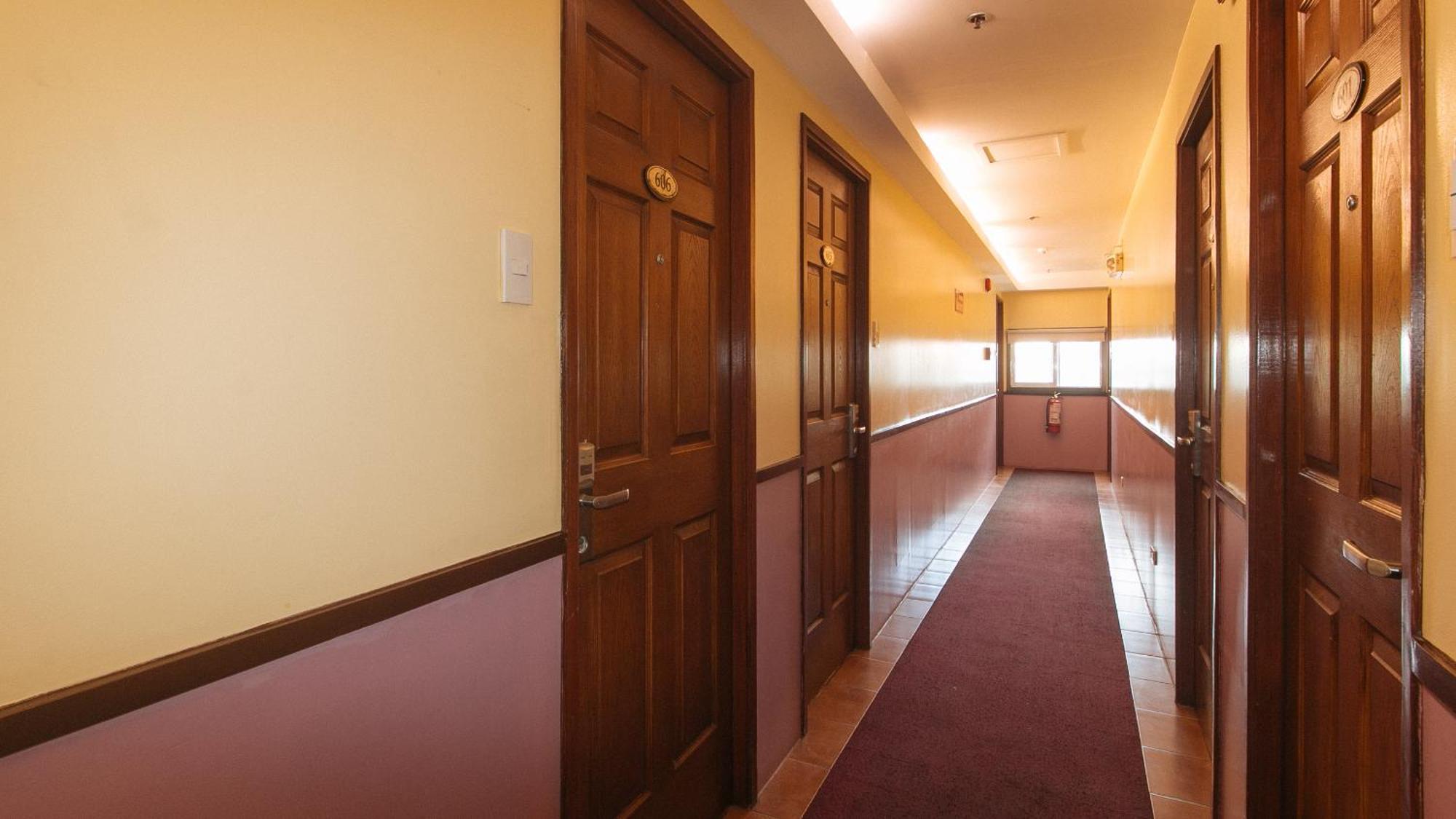Reddoorz At Comfy Inn Ermita Μανίλα Εξωτερικό φωτογραφία